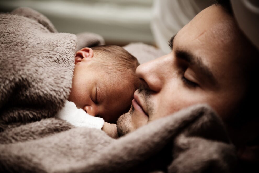 Todo sobre la baja por paternidad Todo sobre la baja por paternidad
